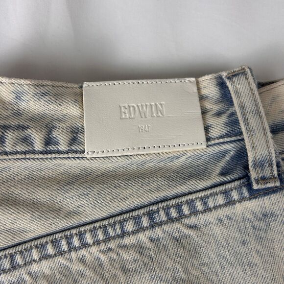 Edwin Womens Jeans 26 Light Blue Straight Leg Hana Ankle In Cielo 2021 ButtonFly - Picture 2 of 10